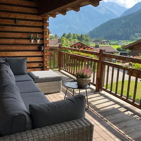Schoeneben Traumhuette Holiday home Wald im Pinzgau